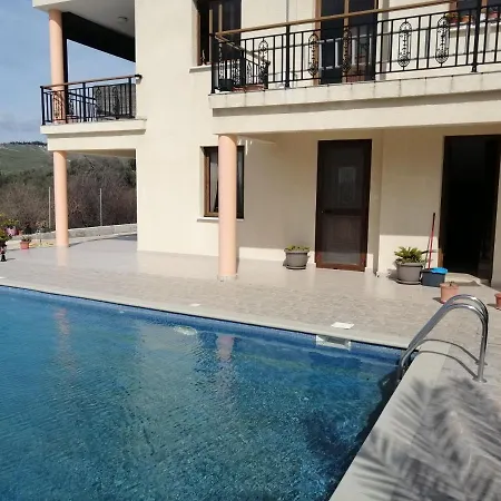 Stavros Agios Dimitrianos Feriehus